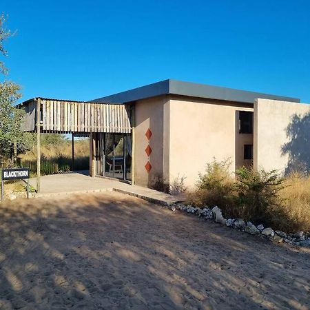 Hackberry House Black Thorn Cottage, Off Grid Khemsbok Exterior photo
